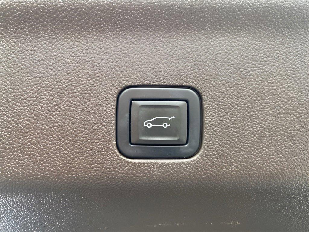 used 2021 Cadillac Escalade car, priced at $59,991