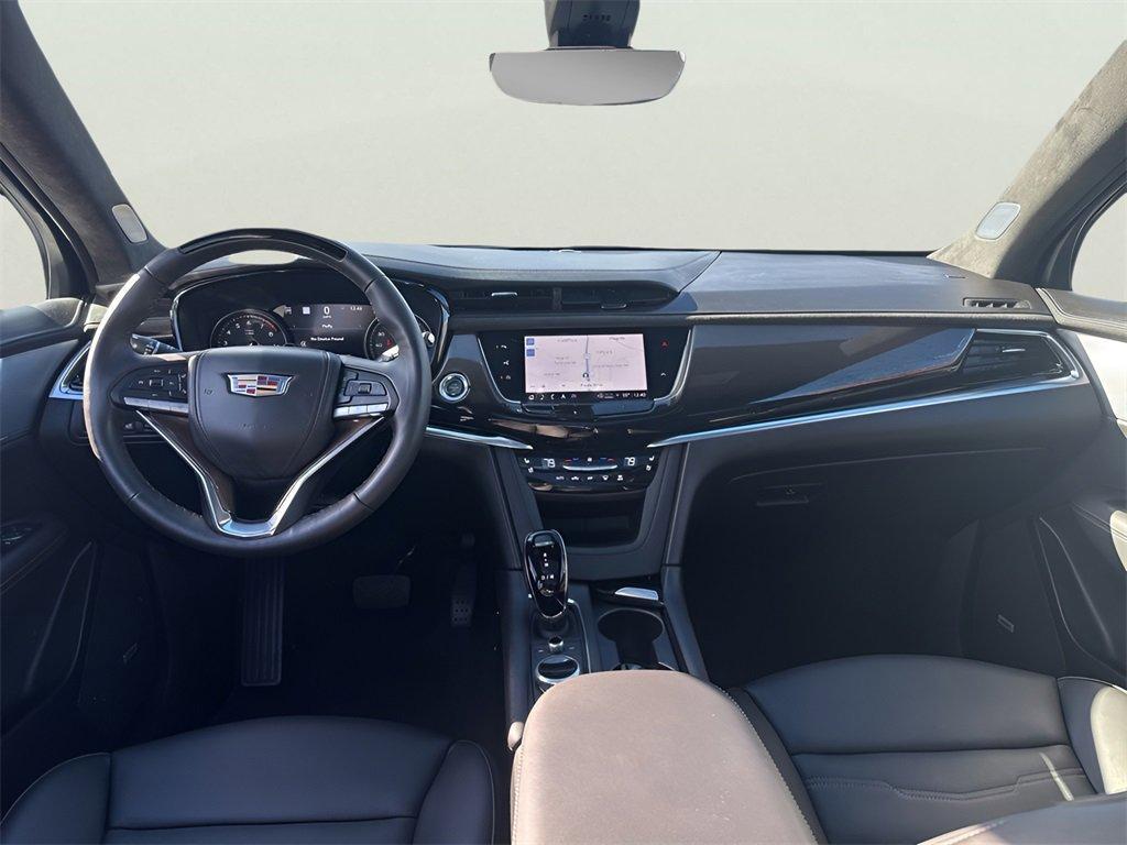 used 2025 Cadillac XT6 car, priced at $59,991