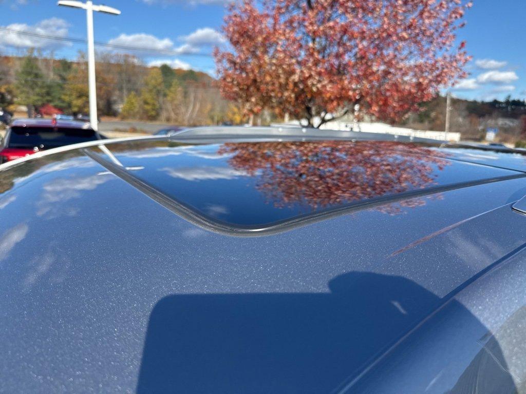 used 2025 Cadillac XT6 car, priced at $59,991