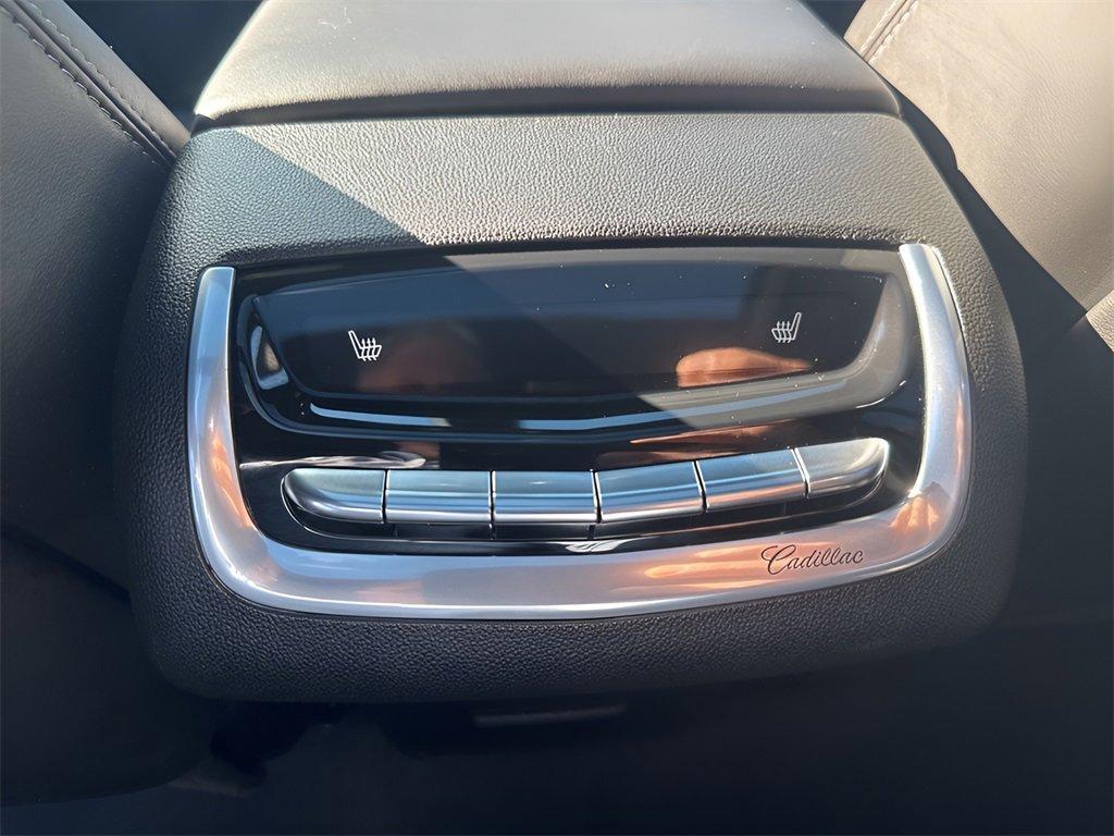 used 2025 Cadillac XT6 car, priced at $59,991