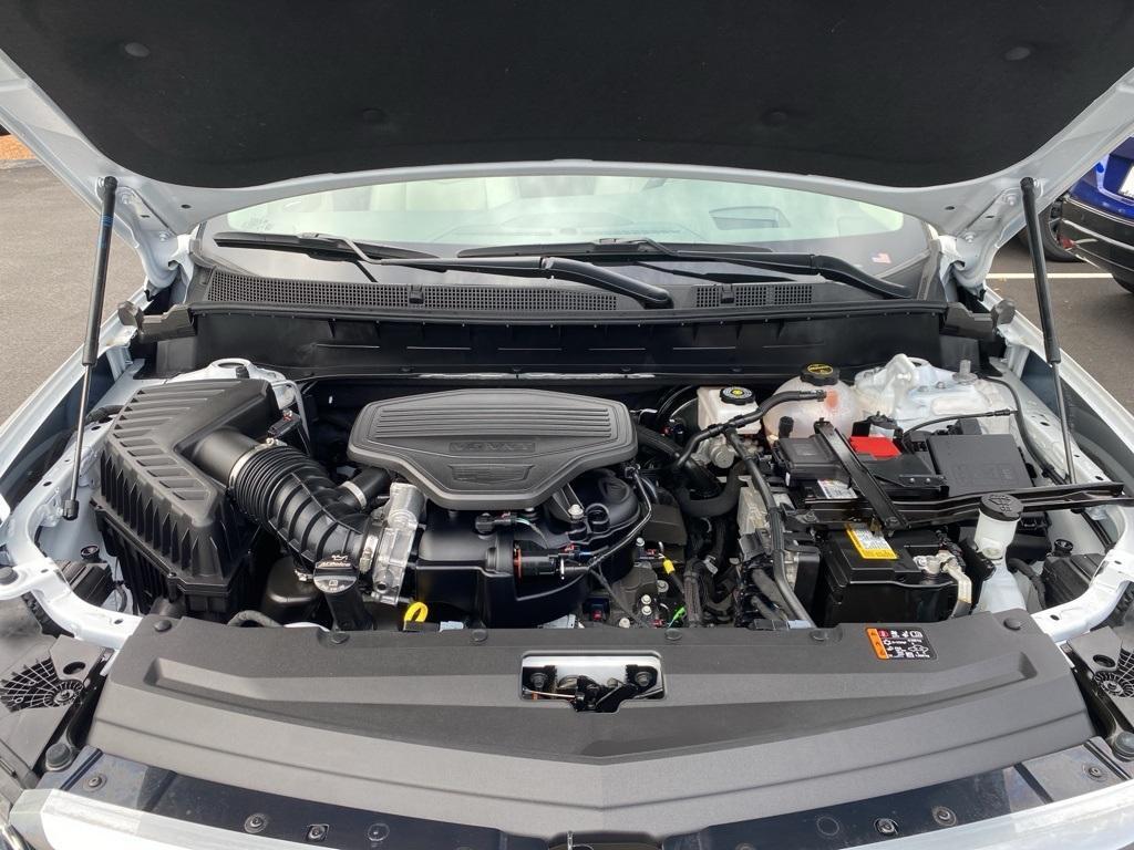 used 2024 Cadillac XT6 car, priced at $50,991