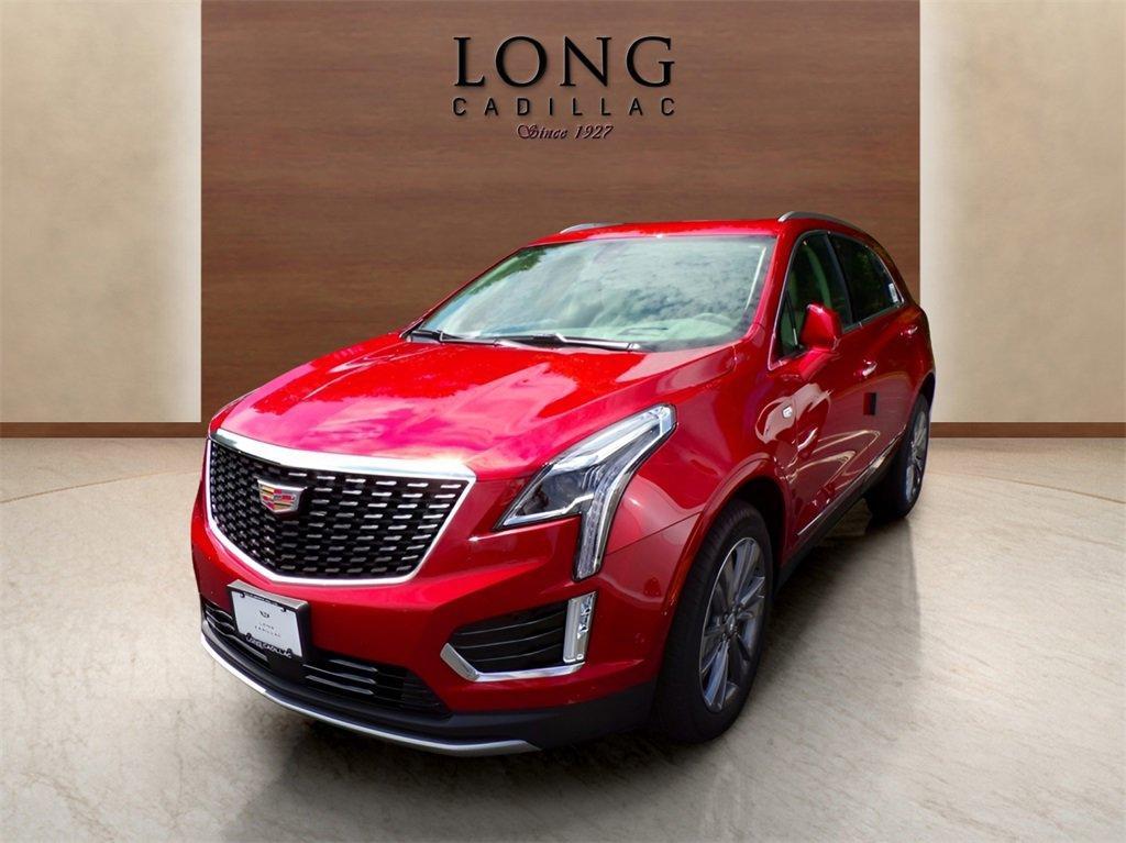 new 2025 Cadillac XT5 car, priced at $56,790