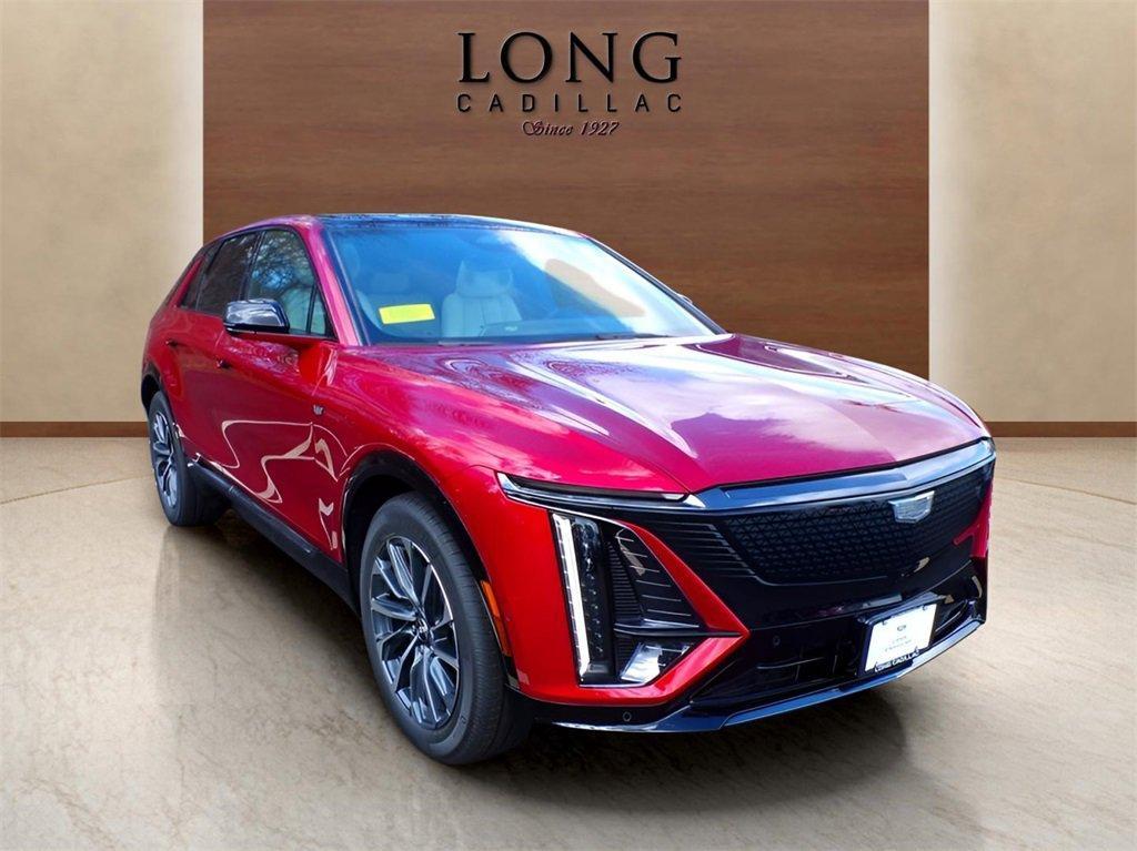 new 2025 Cadillac LYRIQ car