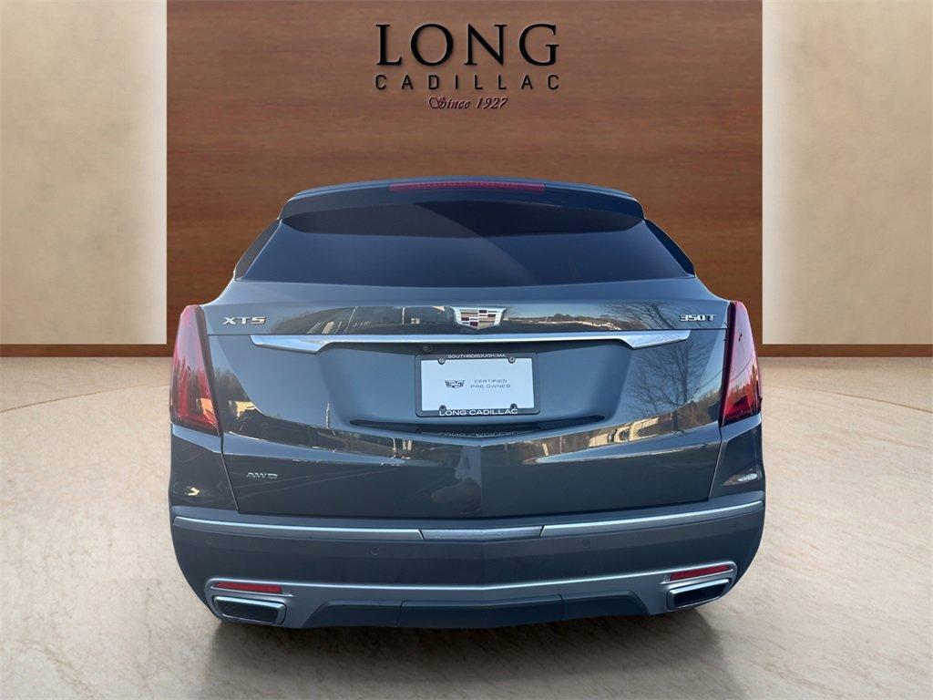 used 2022 Cadillac XT5 car, priced at $33,991