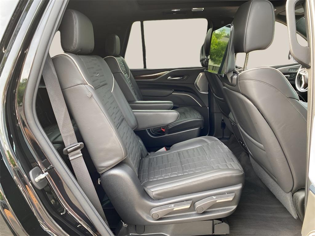 used 2022 Cadillac Escalade car, priced at $76,991