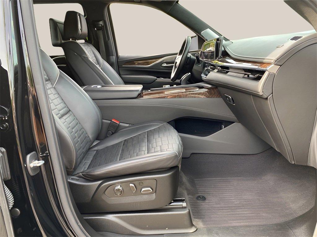 used 2022 Cadillac Escalade car, priced at $75,991