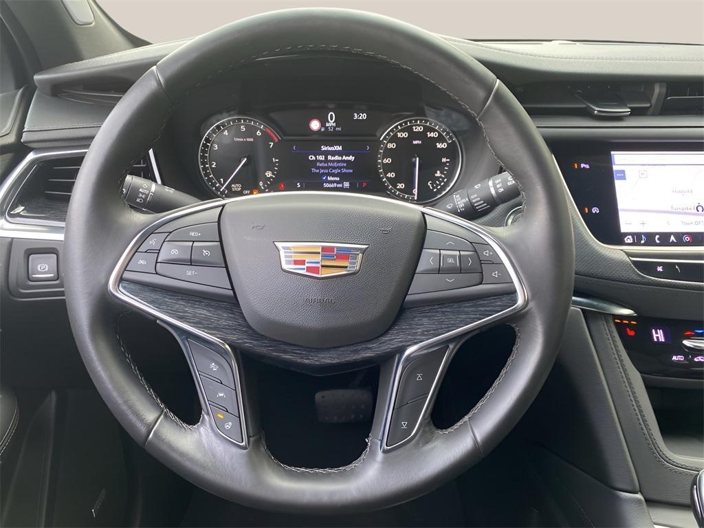 used 2020 Cadillac XT5 car, priced at $26,991