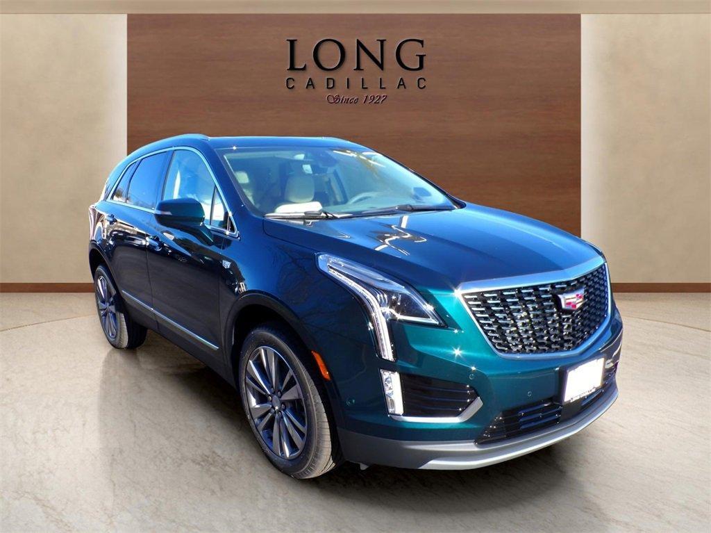 new 2025 Cadillac XT5 car, priced at $58,190