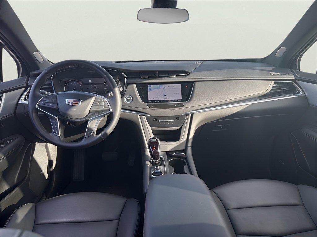 used 2025 Cadillac XT5 car, priced at $45,991