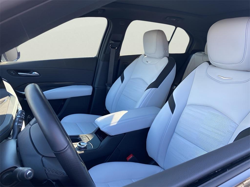 used 2024 Cadillac XT4 car, priced at $44,991