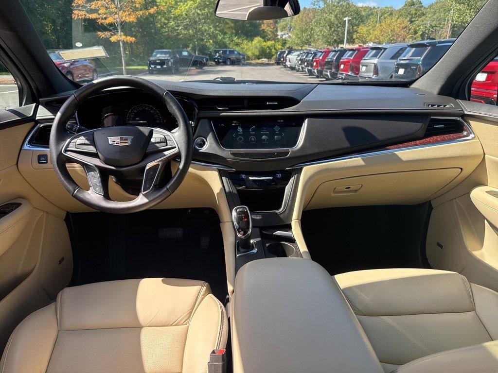 used 2018 Cadillac XT5 car, priced at $15,991