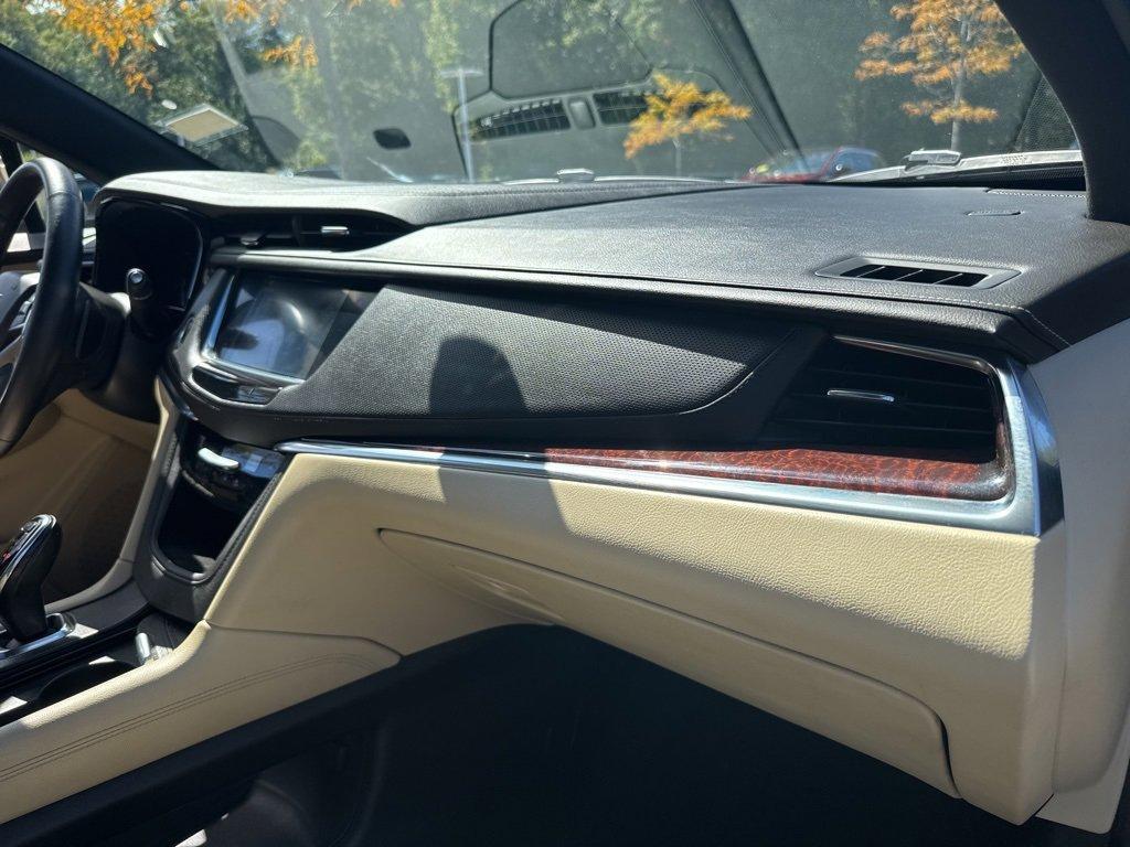 used 2018 Cadillac XT5 car, priced at $15,991