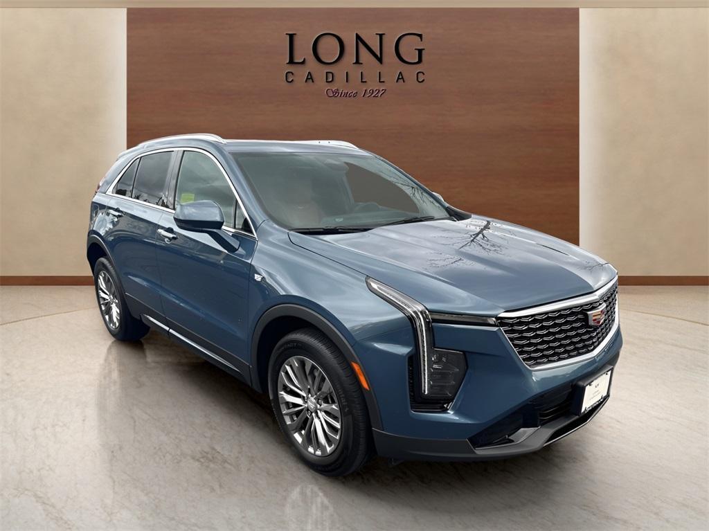 used 2024 Cadillac XT4 car, priced at $38,991