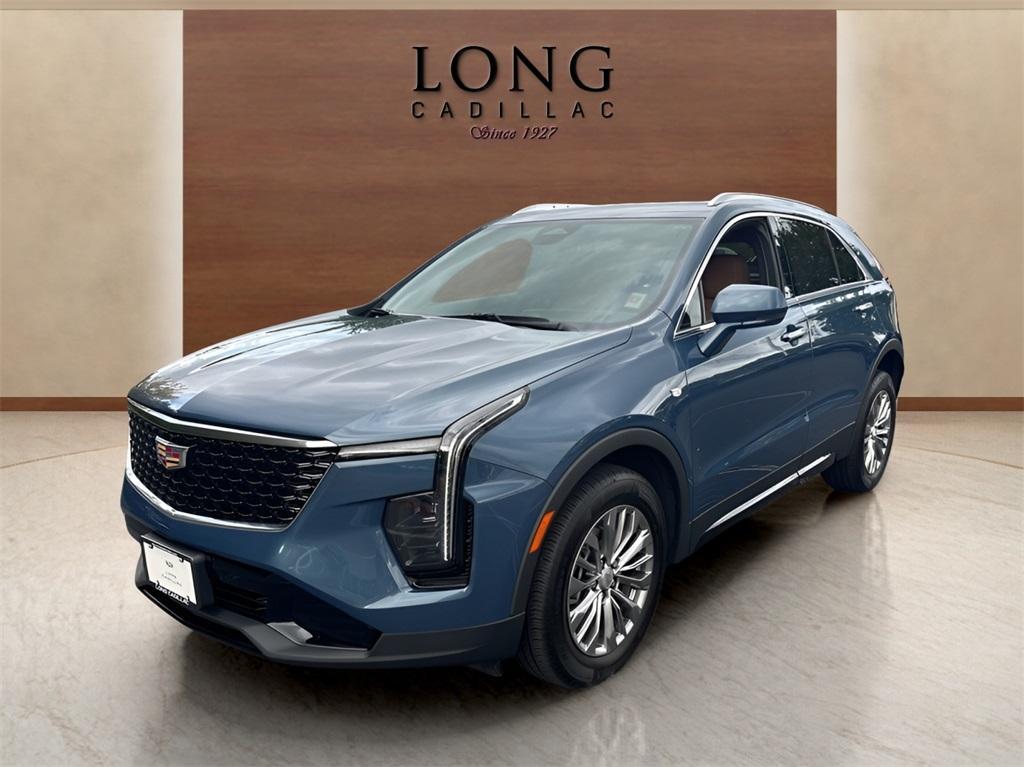 used 2024 Cadillac XT4 car, priced at $38,991