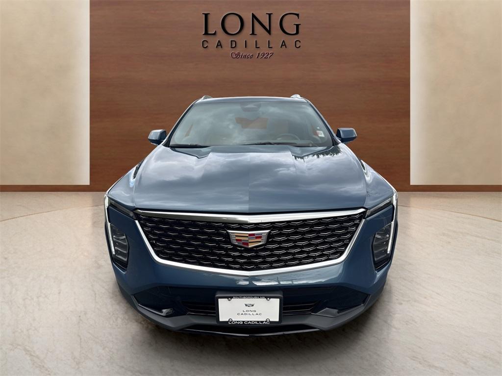 used 2024 Cadillac XT4 car, priced at $38,991