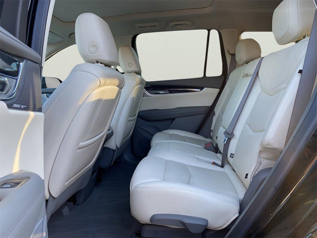 used 2021 Cadillac XT6 car, priced at $29,991