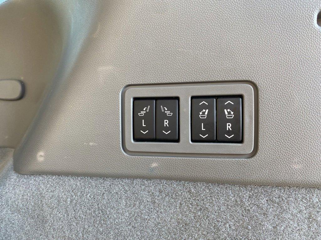 used 2021 Cadillac XT6 car, priced at $29,991