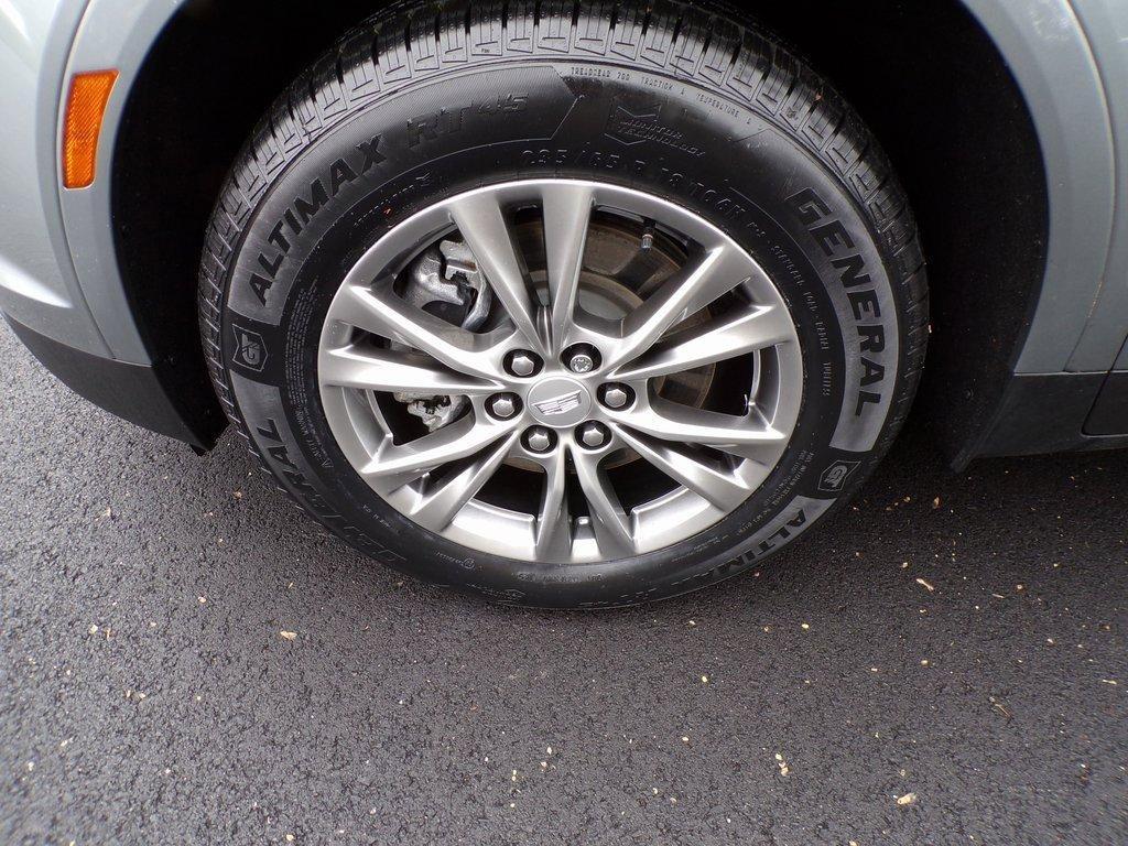 used 2023 Cadillac XT5 car, priced at $38,991
