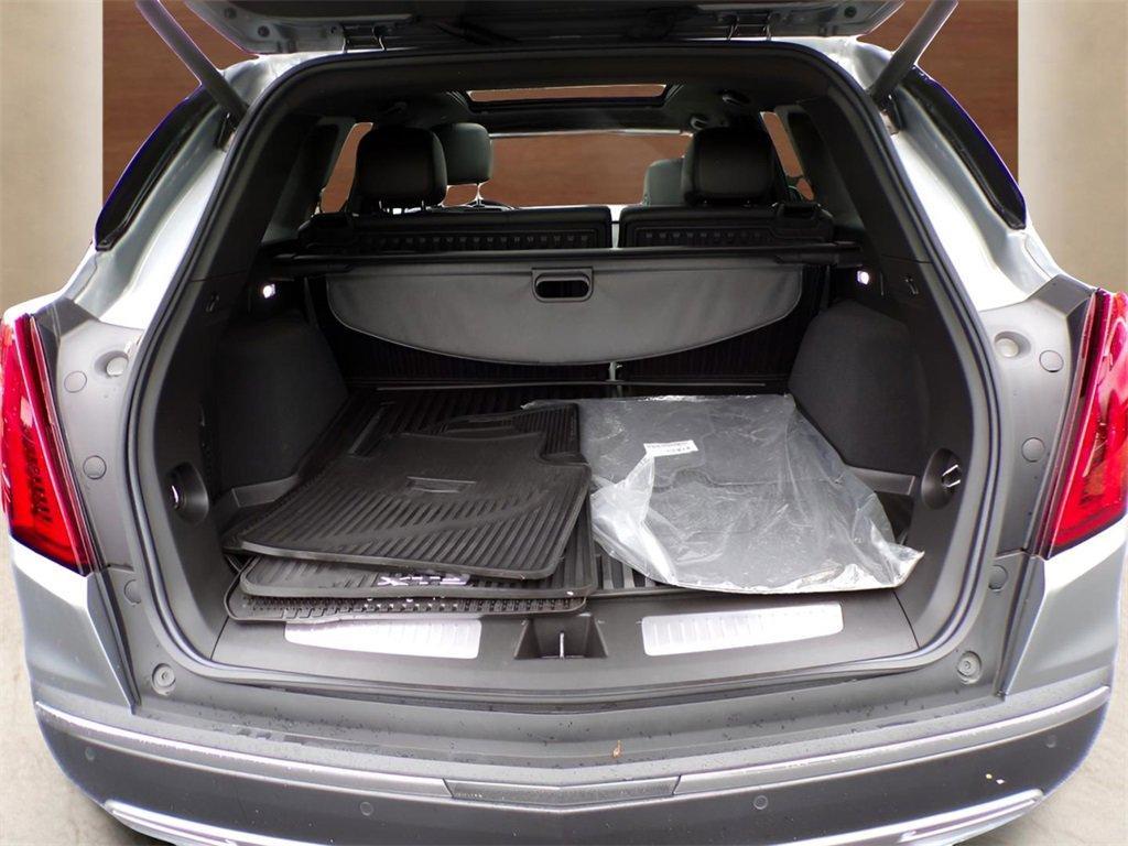 used 2023 Cadillac XT5 car, priced at $38,991