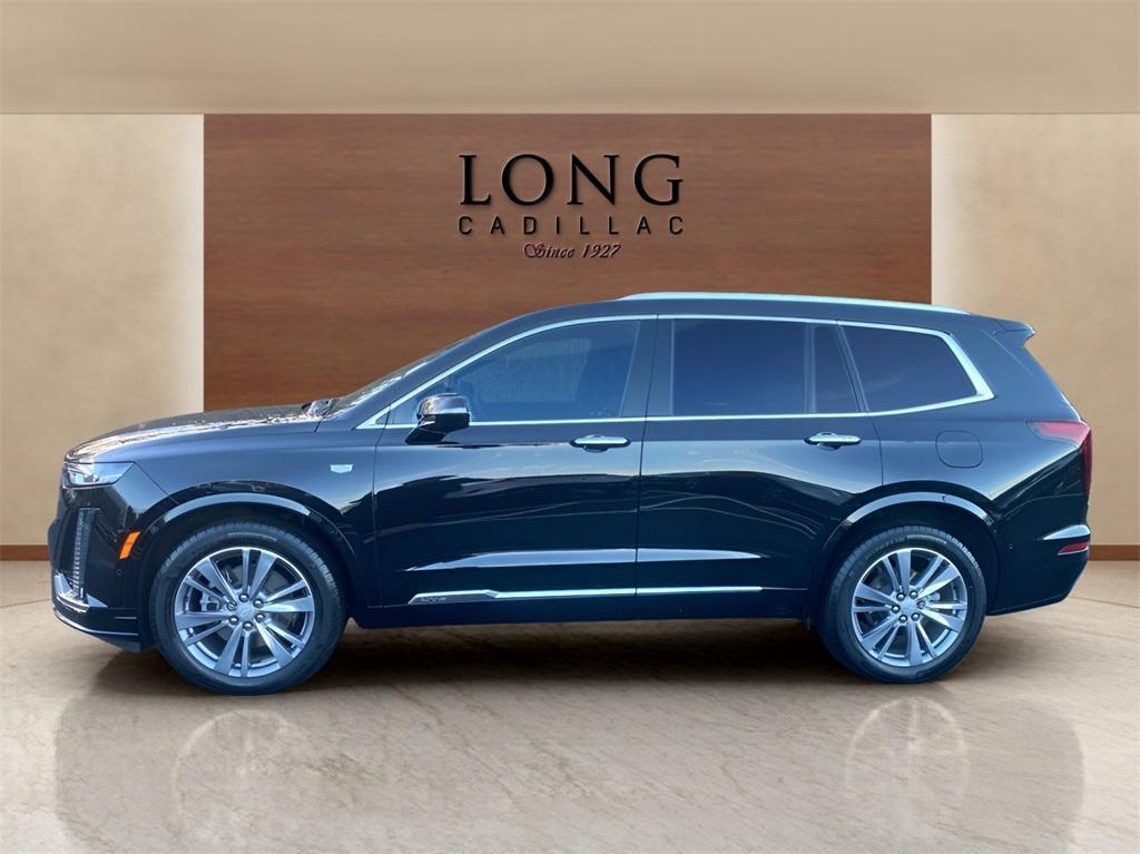 used 2024 Cadillac XT6 car, priced at $46,991