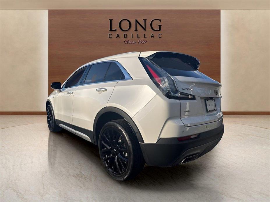 used 2022 Cadillac XT4 car, priced at $31,991