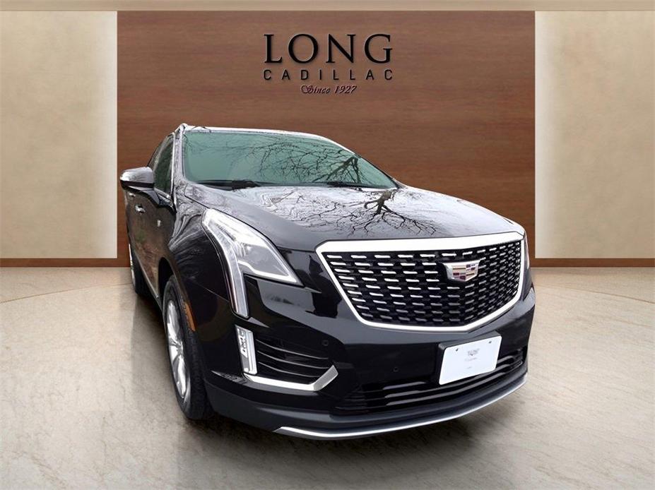 used 2020 Cadillac XT5 car, priced at $27,991