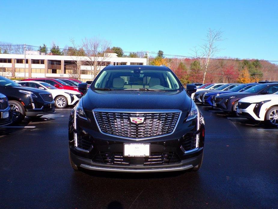 new 2025 Cadillac XT5 car, priced at $58,190