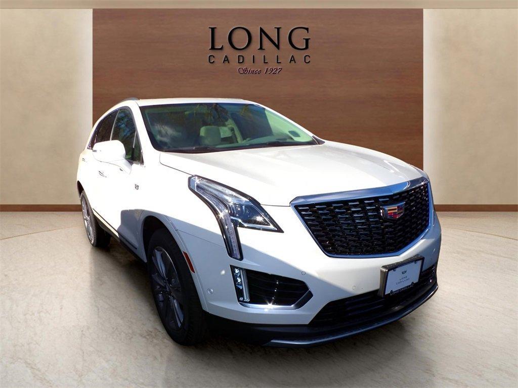 new 2025 Cadillac XT5 car, priced at $58,790