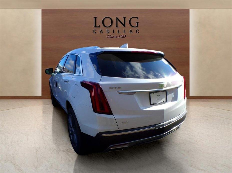 new 2025 Cadillac XT5 car, priced at $58,790