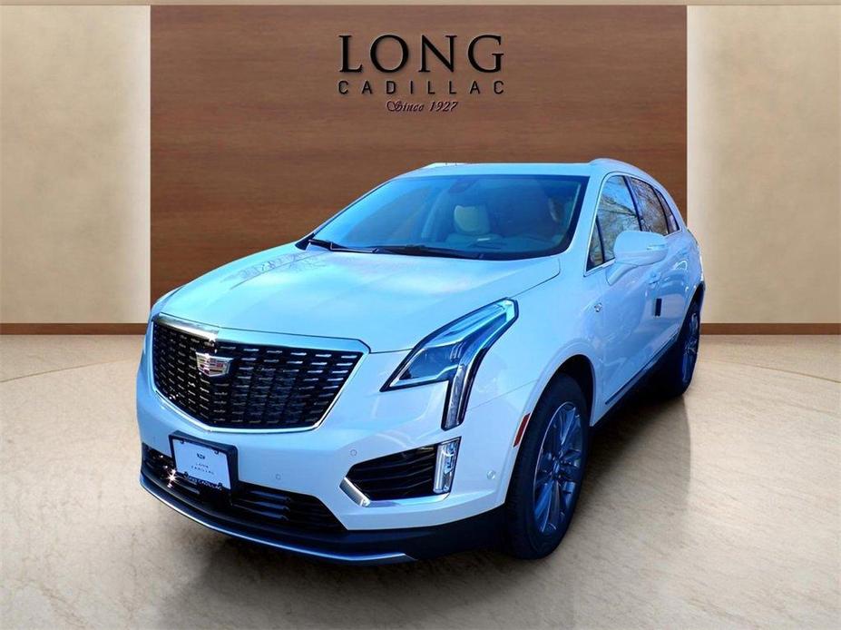 new 2025 Cadillac XT5 car, priced at $58,790