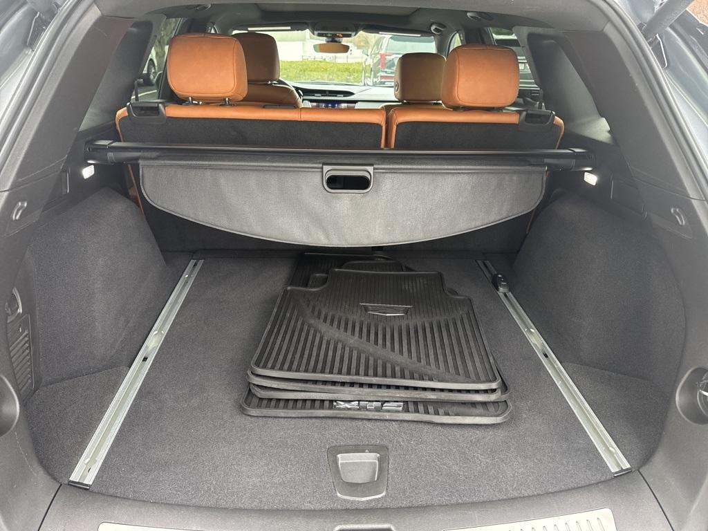 used 2020 Cadillac XT5 car, priced at $23,991