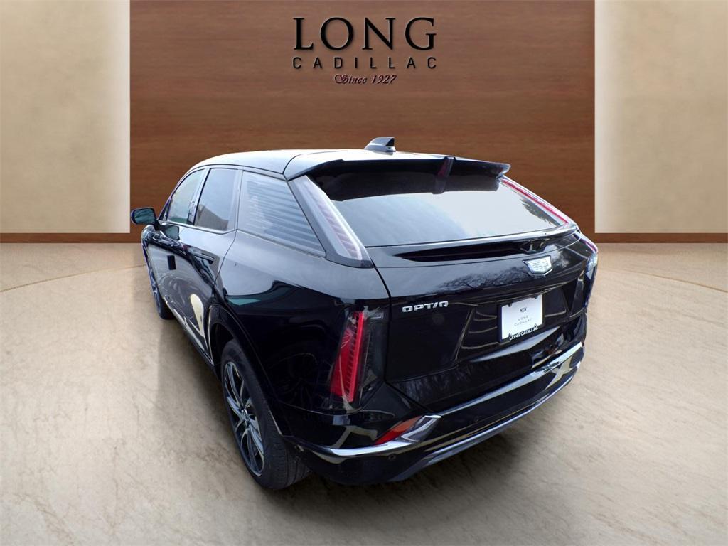 new 2025 Cadillac OPTIQ car, priced at $57,090