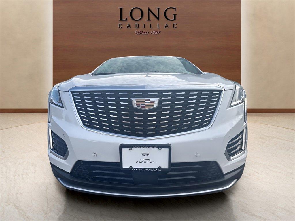 used 2022 Cadillac XT5 car, priced at $37,991