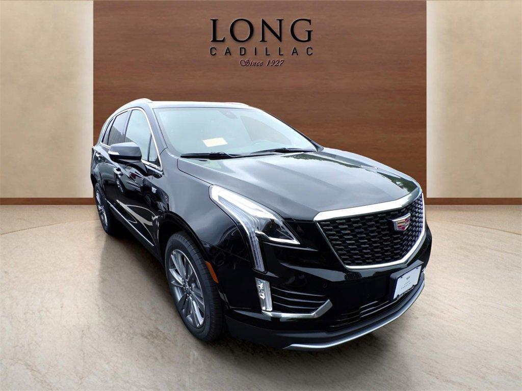 new 2025 Cadillac XT5 car, priced at $53,715