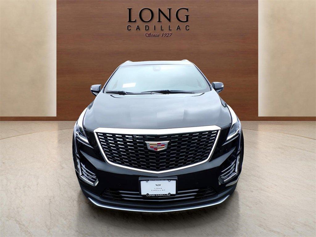 new 2025 Cadillac XT5 car, priced at $53,715