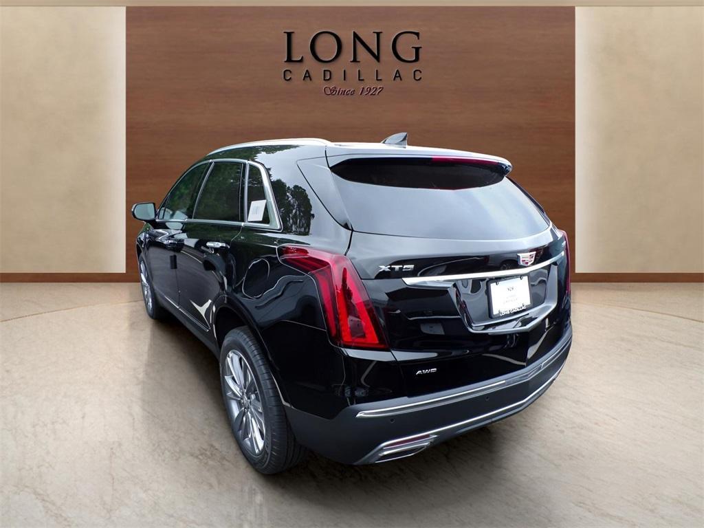 new 2025 Cadillac XT5 car, priced at $53,715
