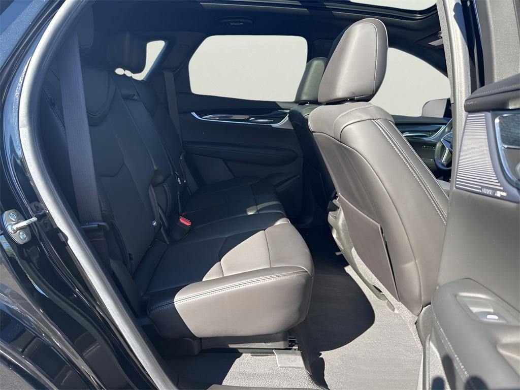 used 2025 Cadillac XT5 car, priced at $48,991