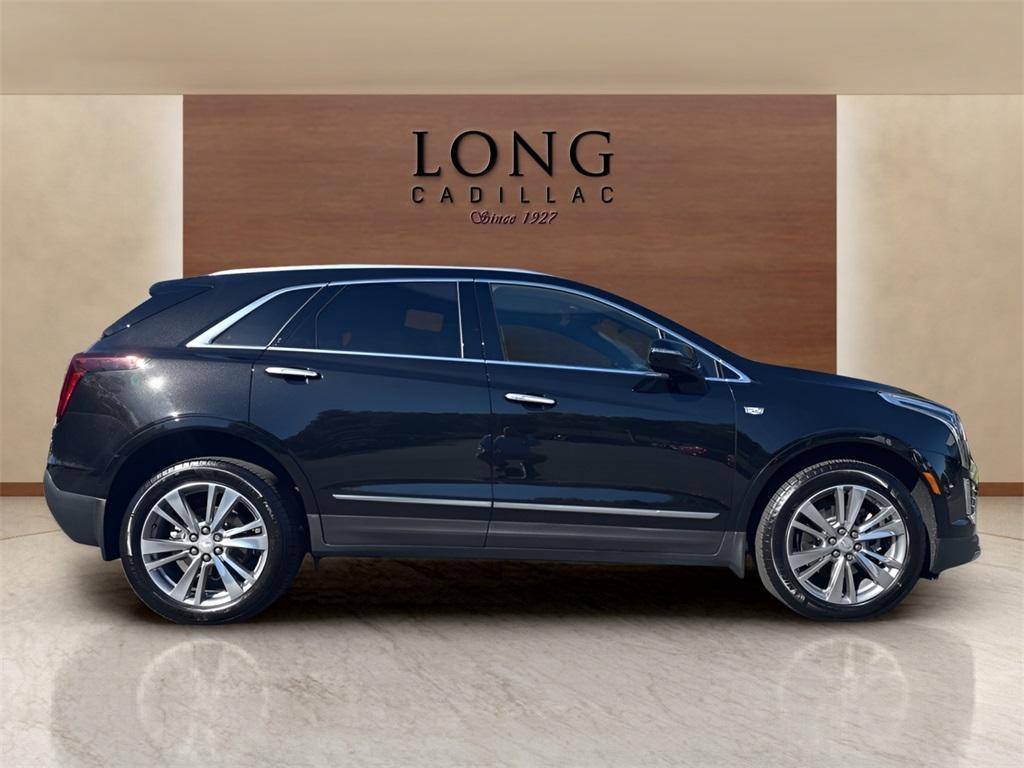 used 2025 Cadillac XT5 car, priced at $48,991