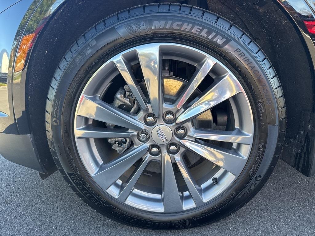 used 2025 Cadillac XT5 car, priced at $48,991