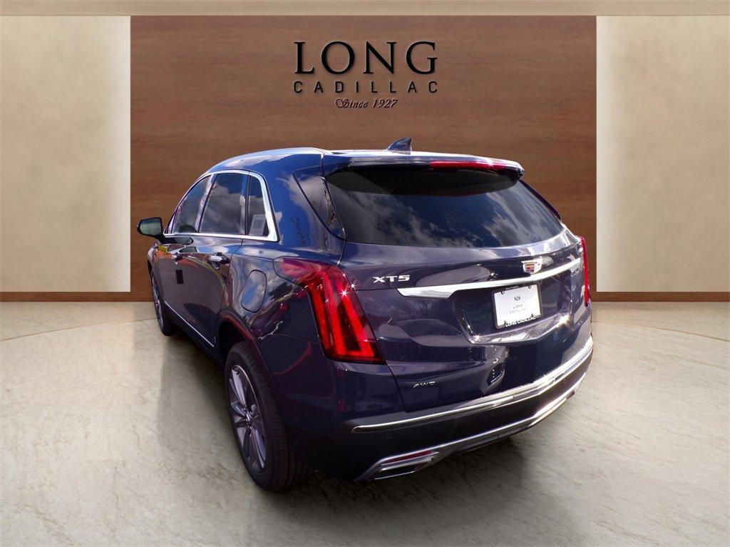 new 2025 Cadillac XT5 car, priced at $56,890