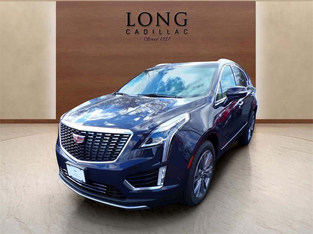 new 2025 Cadillac XT5 car, priced at $56,890