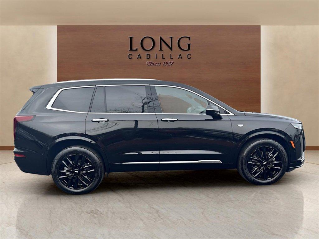 used 2022 Cadillac XT6 car, priced at $39,991