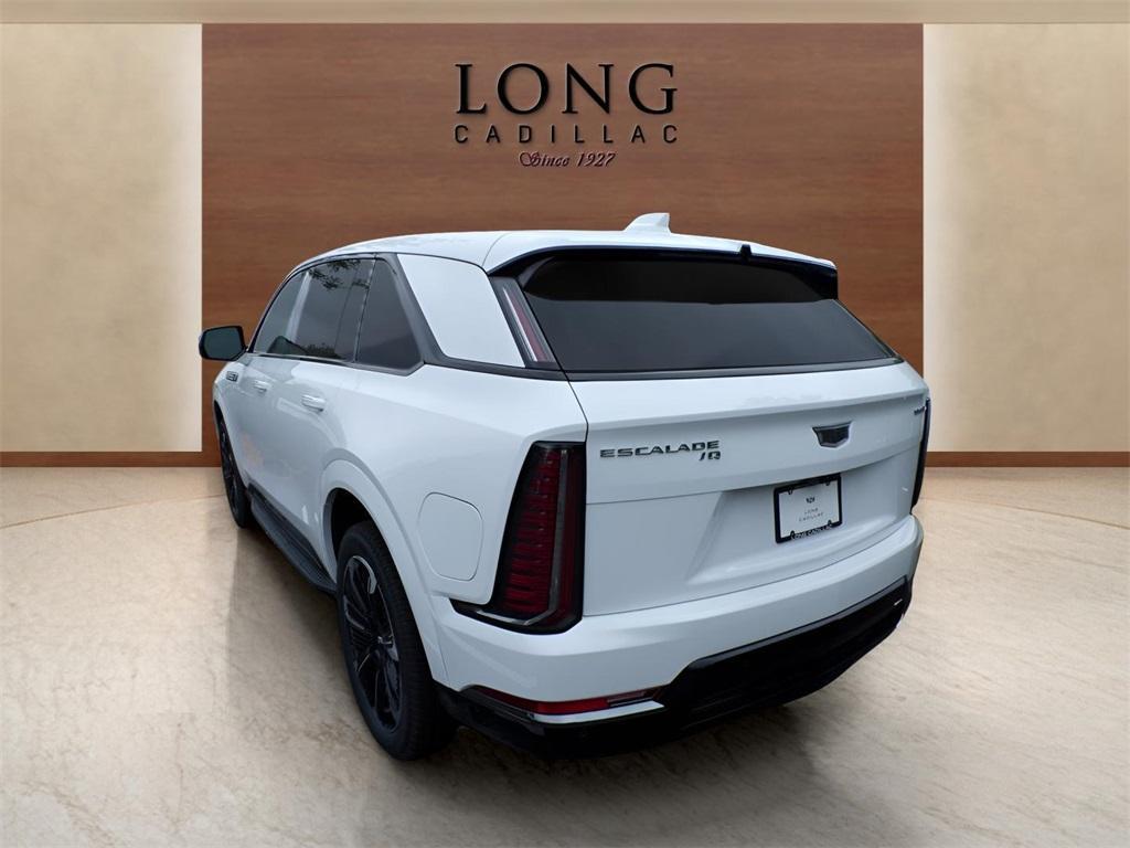 new 2025 Cadillac Escalade IQ car, priced at $117,585
