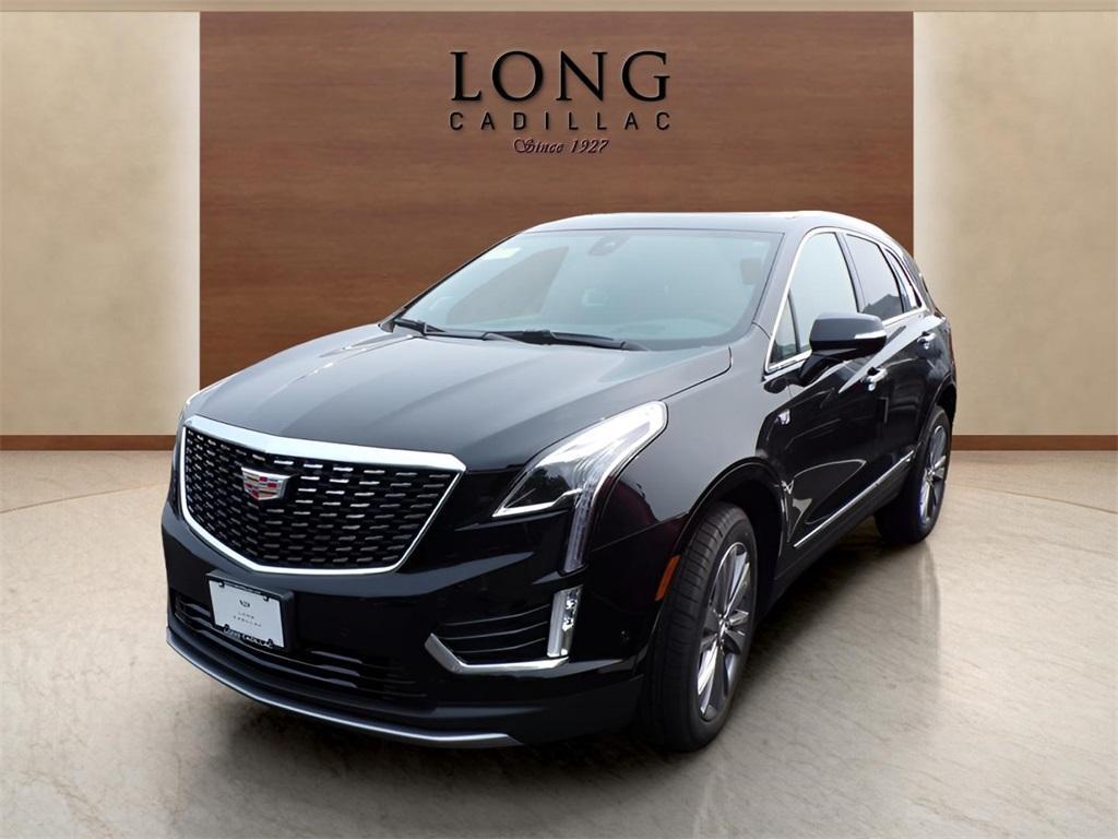 new 2025 Cadillac XT5 car, priced at $53,990