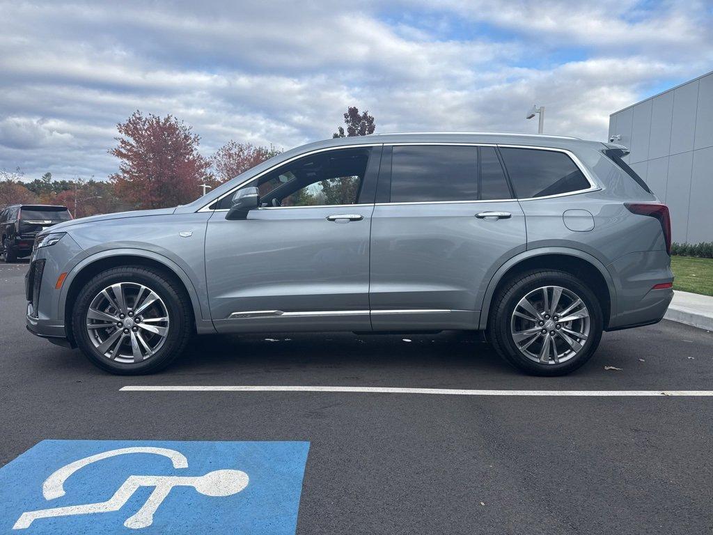used 2025 Cadillac XT6 car, priced at $46,991