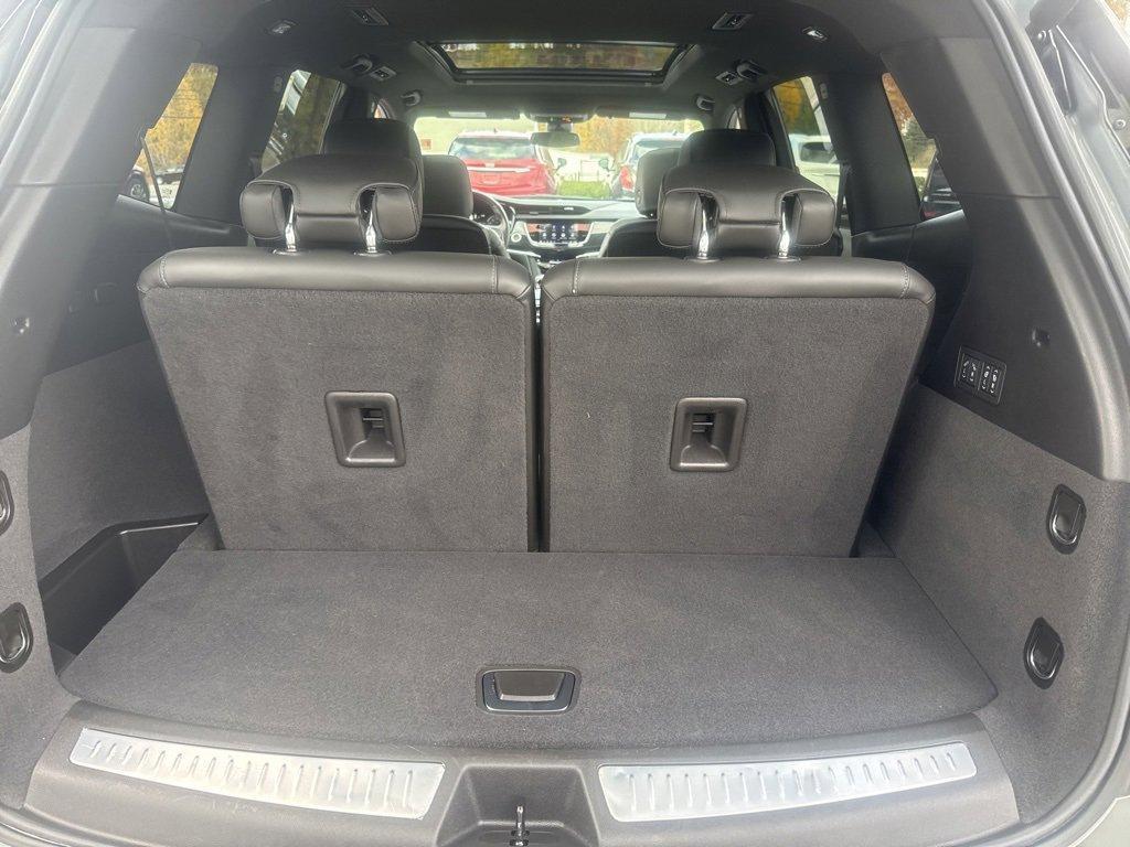 used 2025 Cadillac XT6 car, priced at $46,991