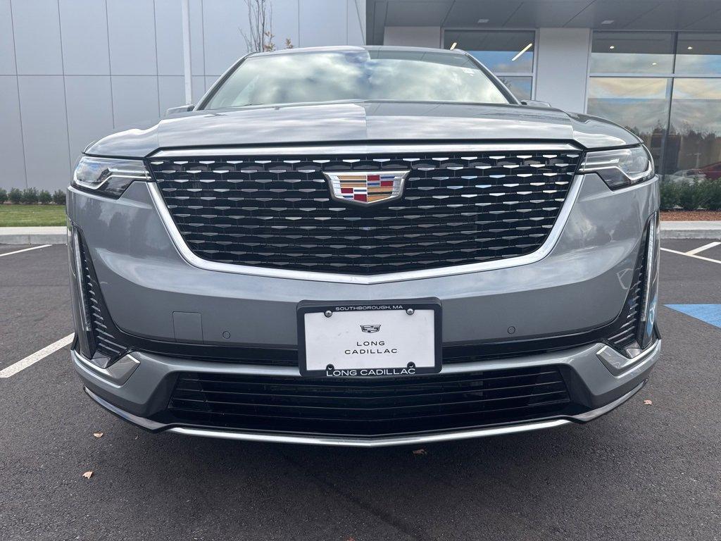 used 2025 Cadillac XT6 car, priced at $46,991