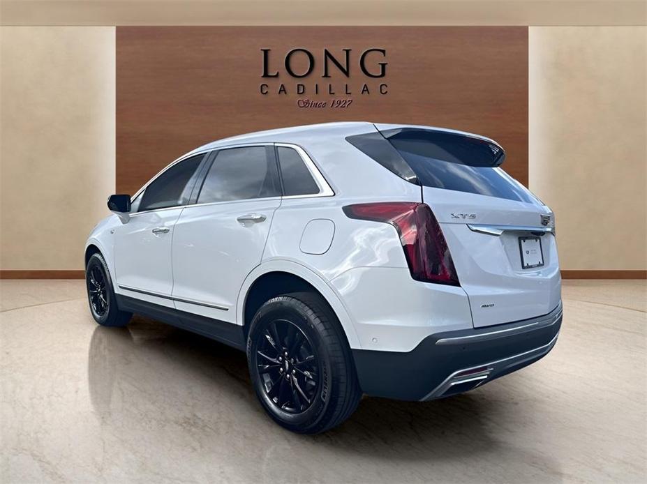 used 2021 Cadillac XT5 car, priced at $34,991