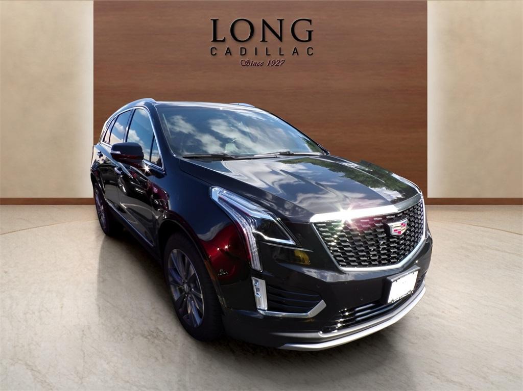 new 2025 Cadillac XT5 car, priced at $49,488