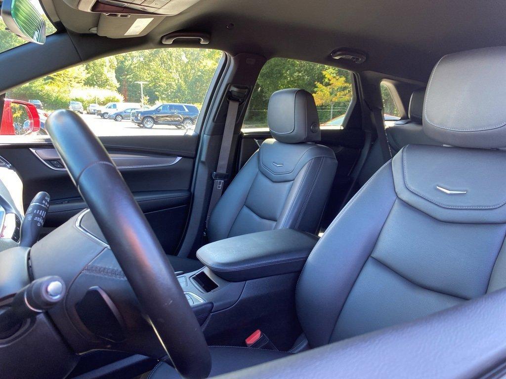 used 2020 Cadillac XT5 car, priced at $25,991